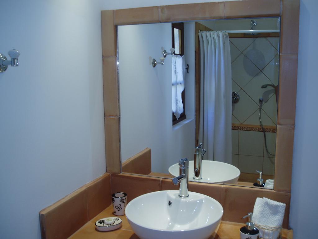 Saba Cabrieres-d'Avignon Quarto foto